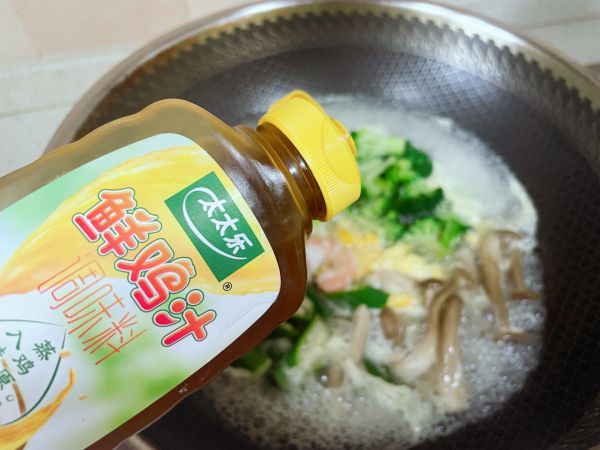 水煮鲜虾超级碗