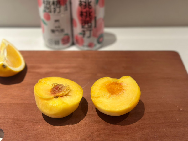 微醺黄桃气泡酒