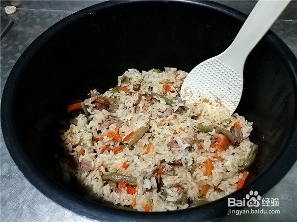 胚芽米牛肉焖饭