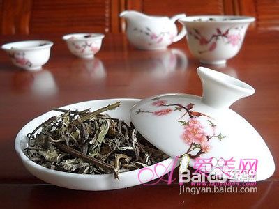 如何保健茶祛口臭 喝出清新怡人口气