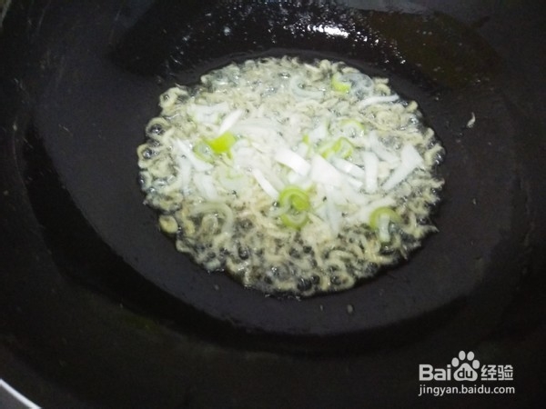 教你做虾皮菠菜粉条汤
