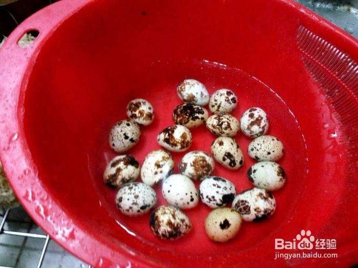 卤蛋葡萄酒的做法