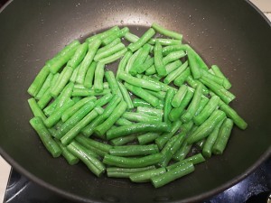 健康养生佳品干煸四季豆的做法