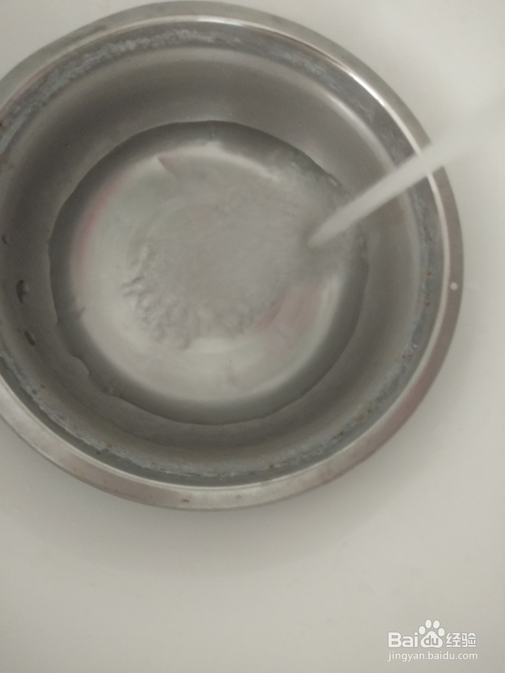 怎么换水让家里小型鱼缸里的金鱼活的时间更长