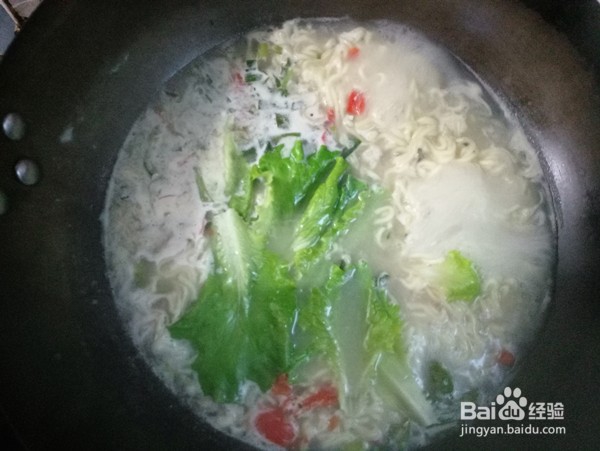 教你做煎蛋肉肠面