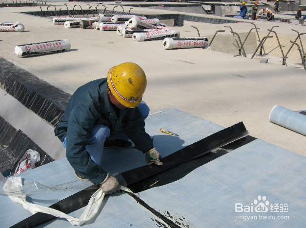 聚合物改性沥青聚酯胎防水卷材特点及施工工艺