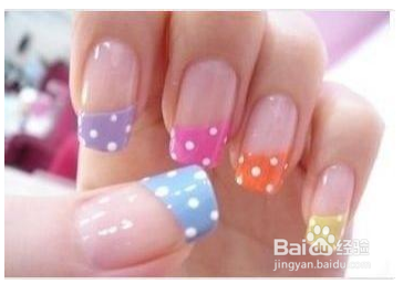 指甲油应该怎么涂好看