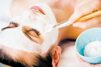 如何预防和消除痘痕