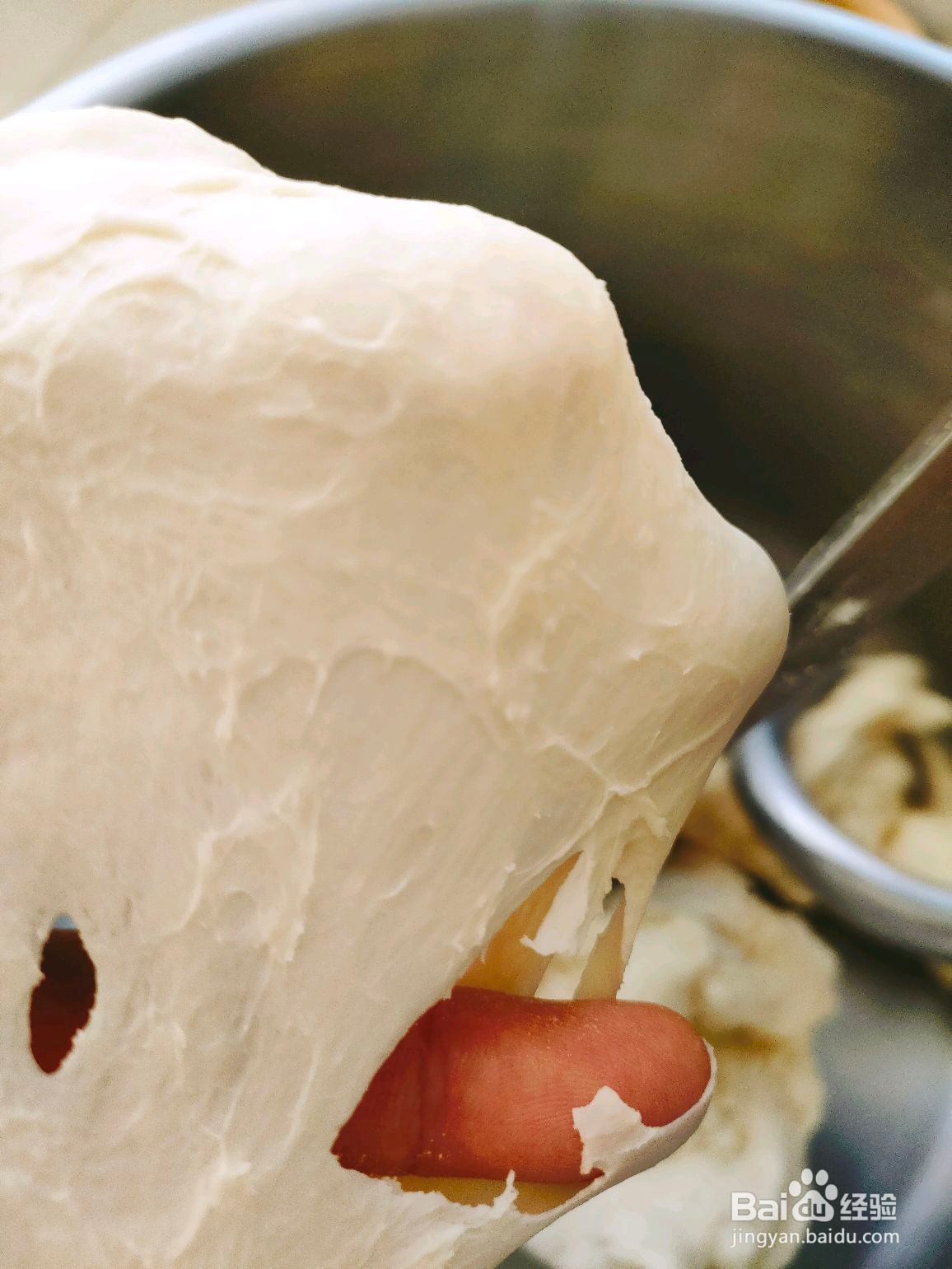 椒香牛角包的做法