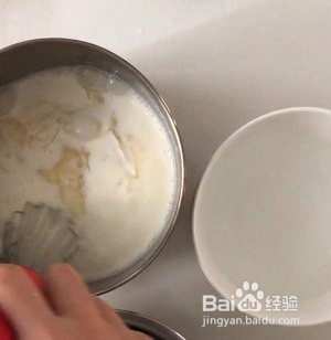 自己在家做入口即化的黑芝麻奶冻
