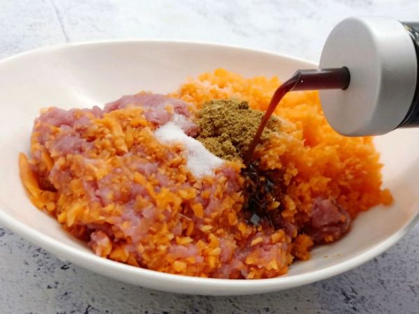 酸辣可口的【酸汤饺子】