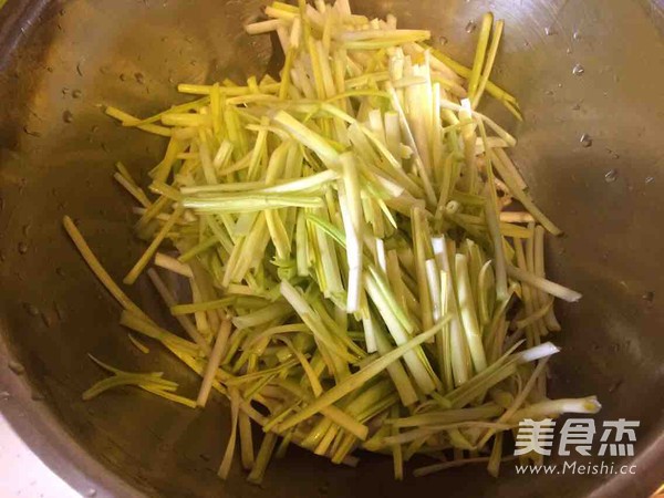 韭黄炒蛋的做法