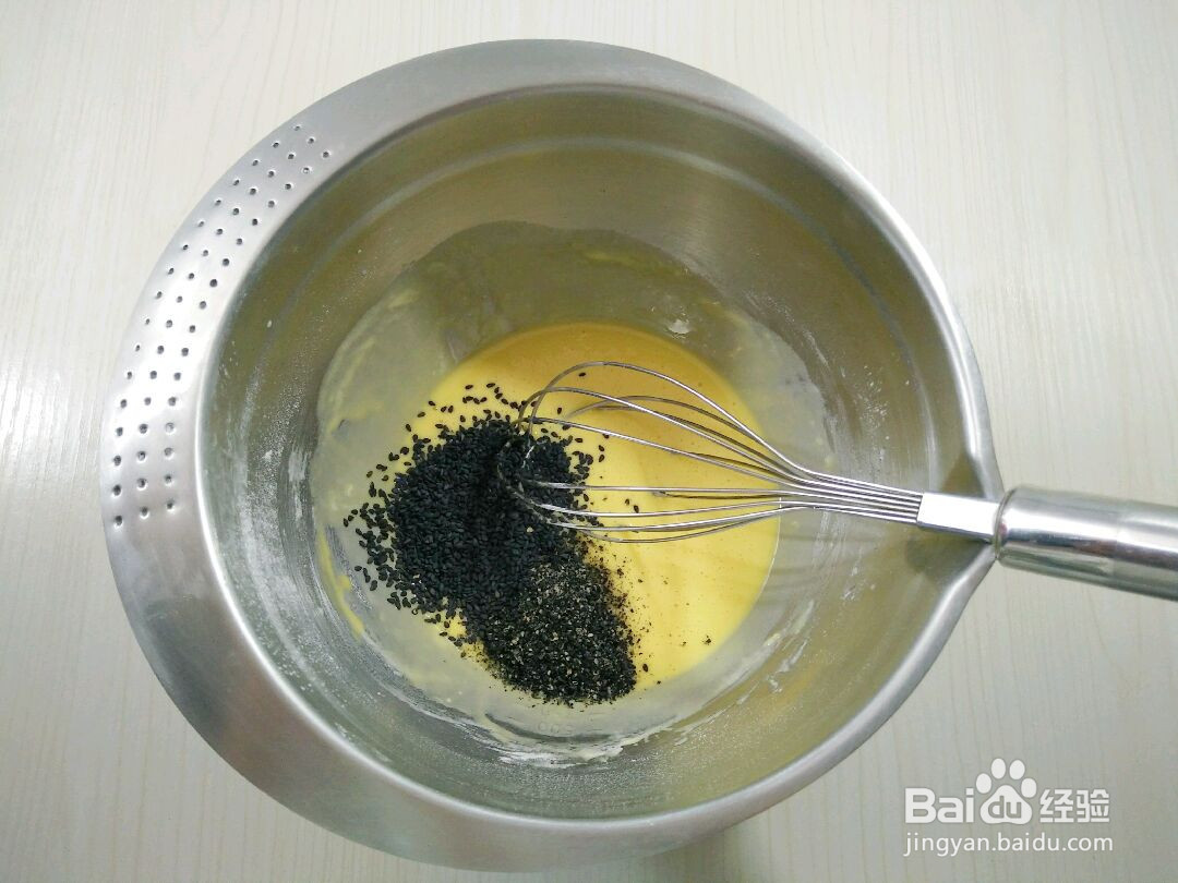 黑芝麻三明治蛋糕的做法