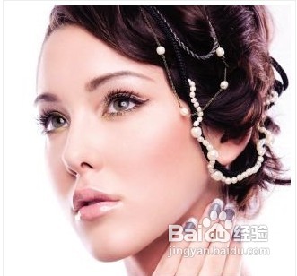 怎样进行妆容的色彩搭配