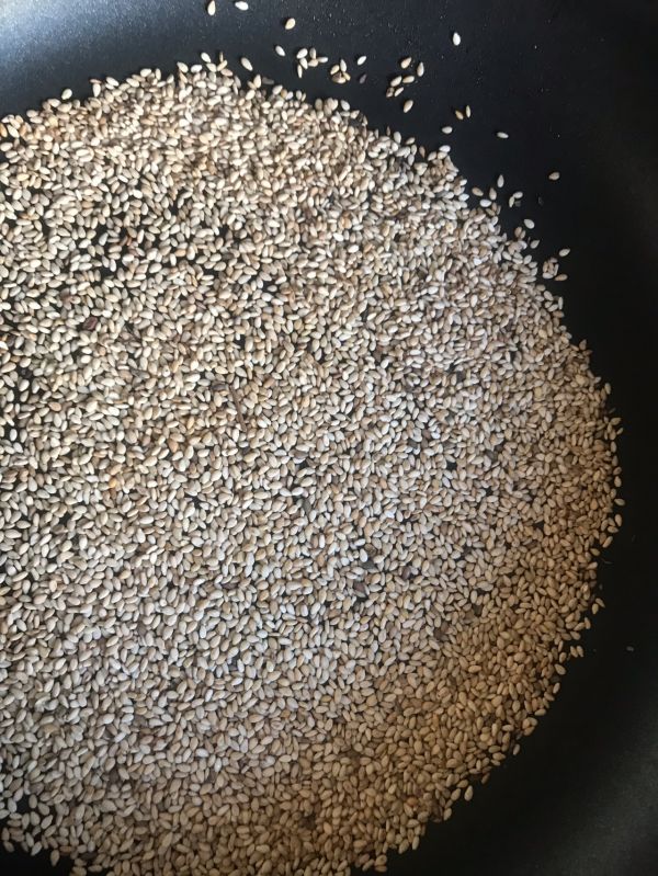 琥珀芝麻核桃仁