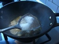 柠香鸡翅中制作方法