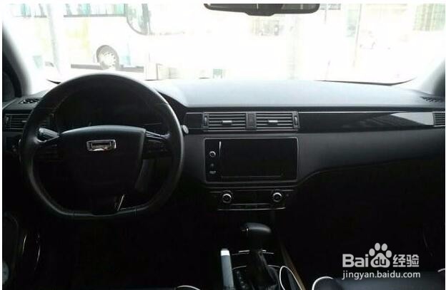 落地18万，现价9万，厂家3年亏50亿