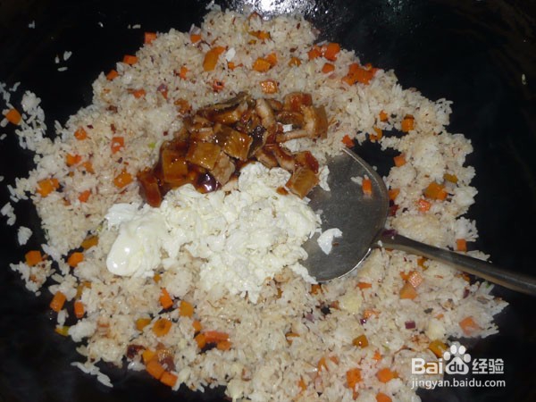 鳗鱼炒饭的教程