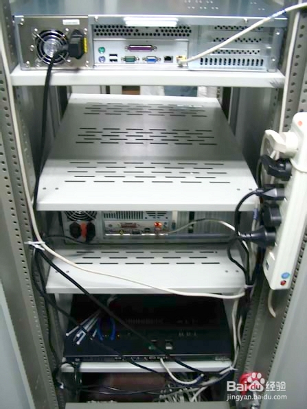 亲身经历:到机房维修服务器完全纪实：[2]