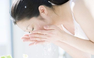 炎炎夏日,如何打造水嫩肌肤?