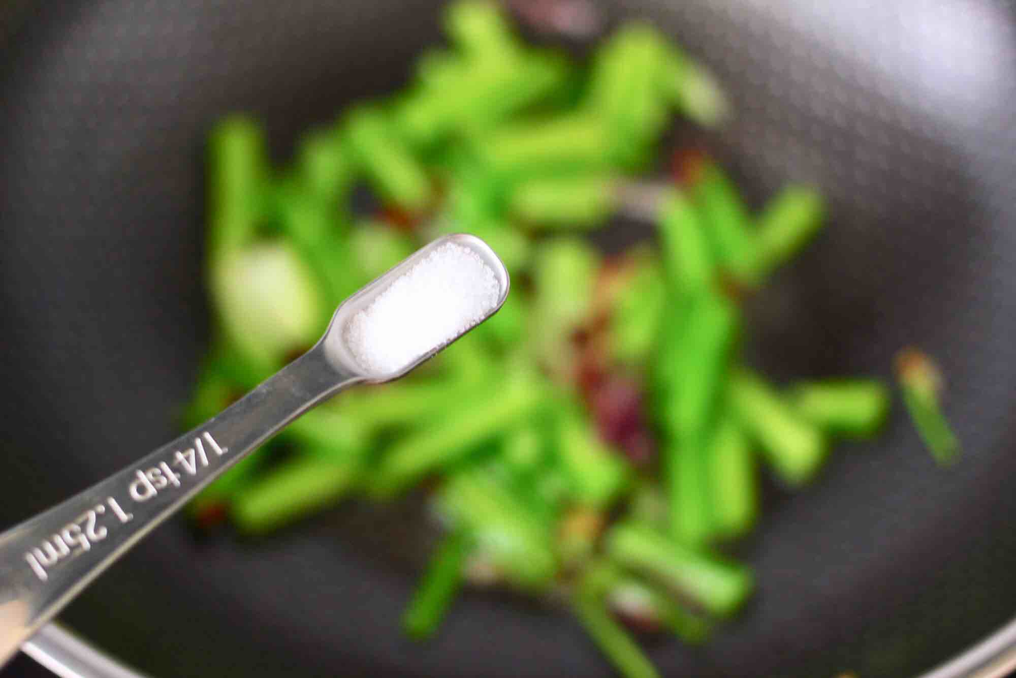 干锅脆鱼的做法