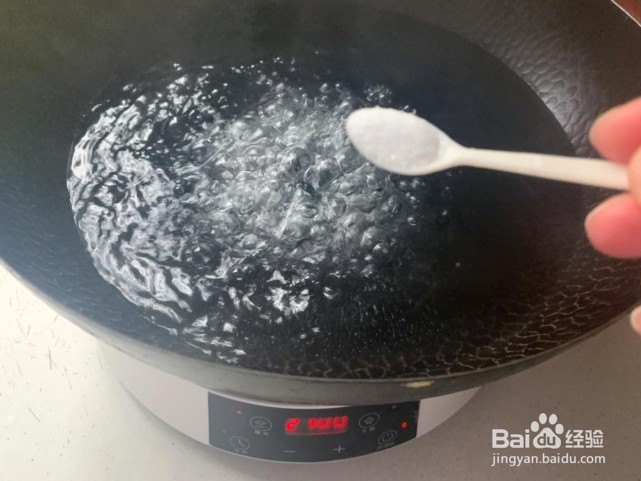 秋葵炒鸡胸肉的做法