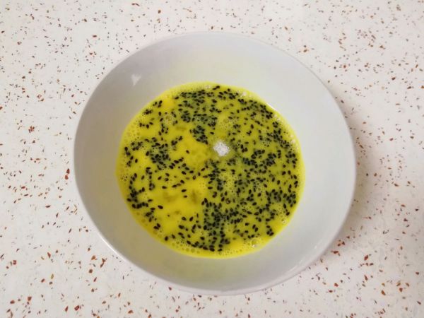 芝麻黄金馒头片