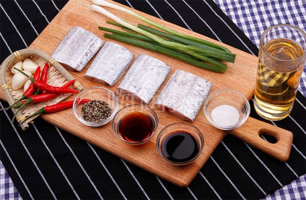 黑椒啤酒炖带鱼