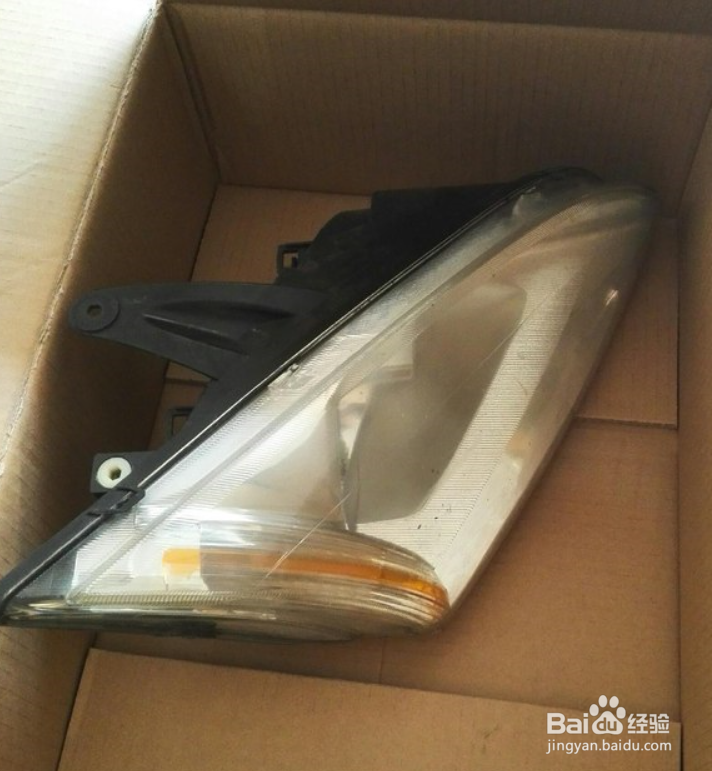 经典福克斯大灯镜面怎么拆