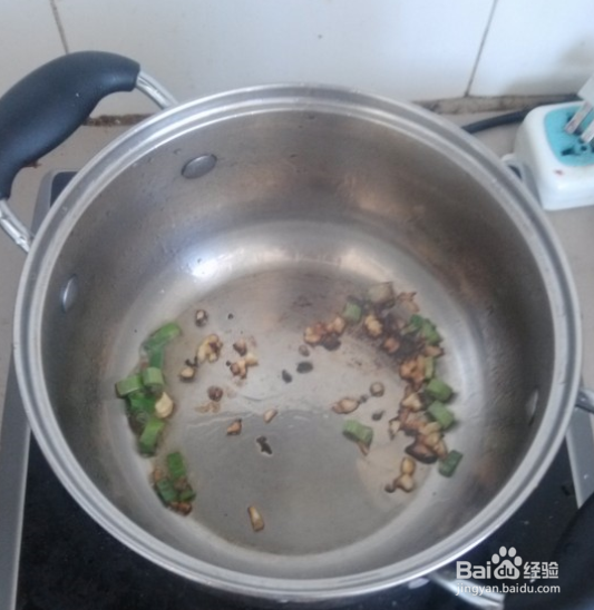 泡菜豆腐鲜蔬锅的做法