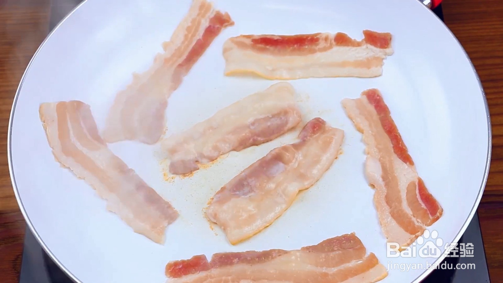 如何制作培根马铃薯松饼