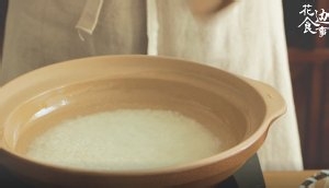 腊味煲仔饭的做法