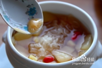 怎么做银耳陈皮生姜炖梨呢