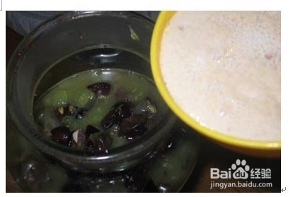 如何自己动手酿造干红葡萄酒