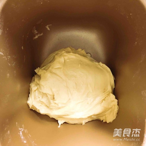 只是突然很想吃奶酪包