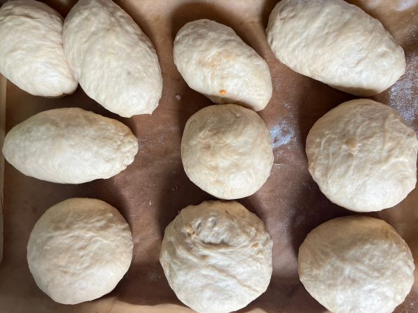 减脂必备肉松全麦大面包