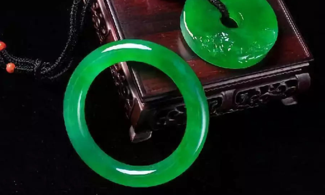 翡翠的专用知识有哪些