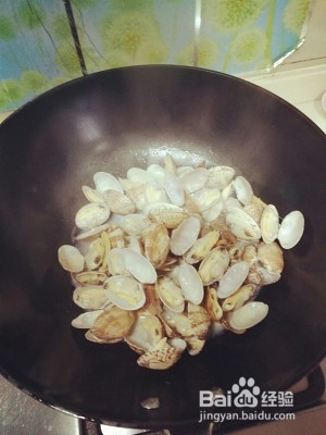 快手菜葱姜花蛤