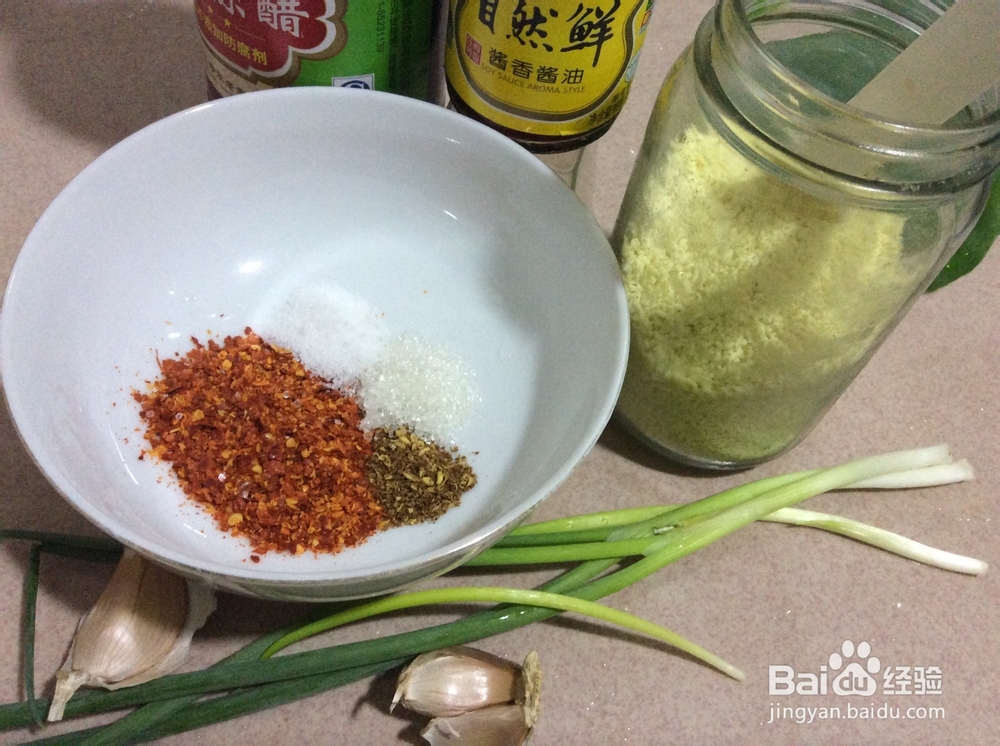 红油鸡菌片的做法