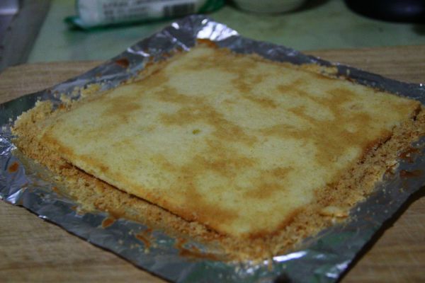 双色棋格奶油蛋糕