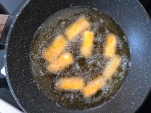 脆皮炸鲜奶的做法