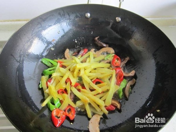 榨菜香菇炒肉的制作方法