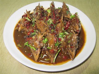 香辣酱鸡头怎么做