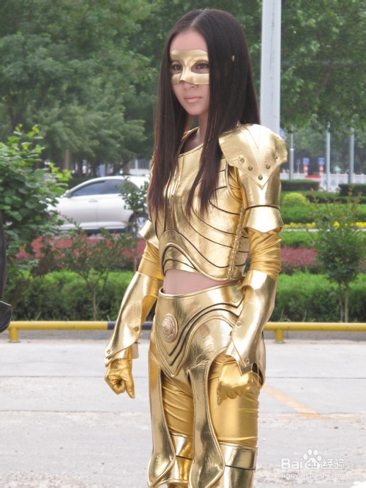 解密魔幻手机2傻妞归来的人物关系