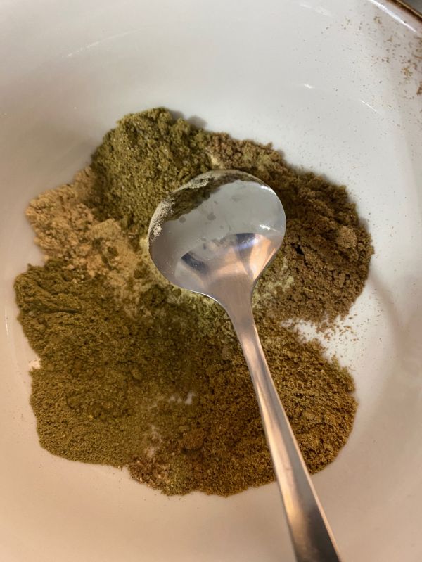 花儿麻辣鸡翅尖