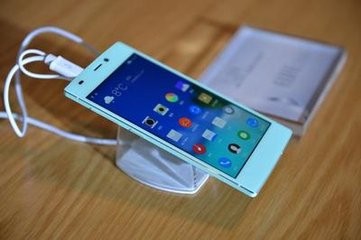 如何使用手机收音机?