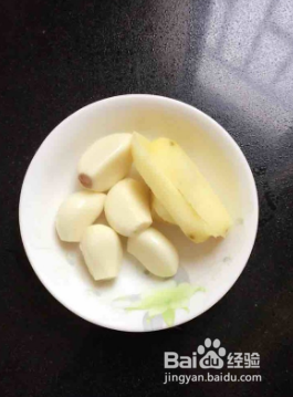 猪脚黄豆汤的制作步骤