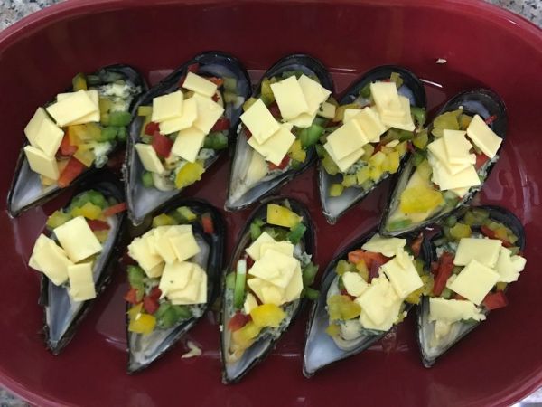 翡翠贻贝烤奶酪