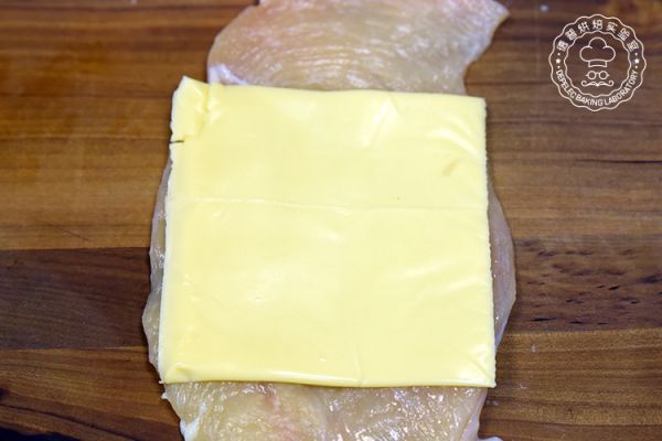 爆浆起司鸡肉卷