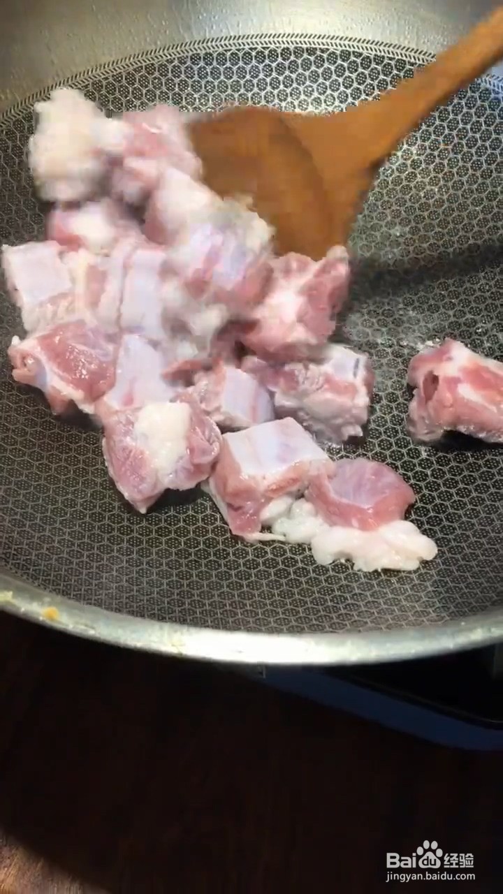 排骨焖饭如何自制才好吃?